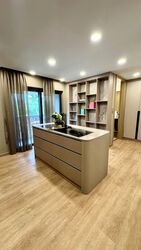 Thomson Road (D11), Terrace #533820731